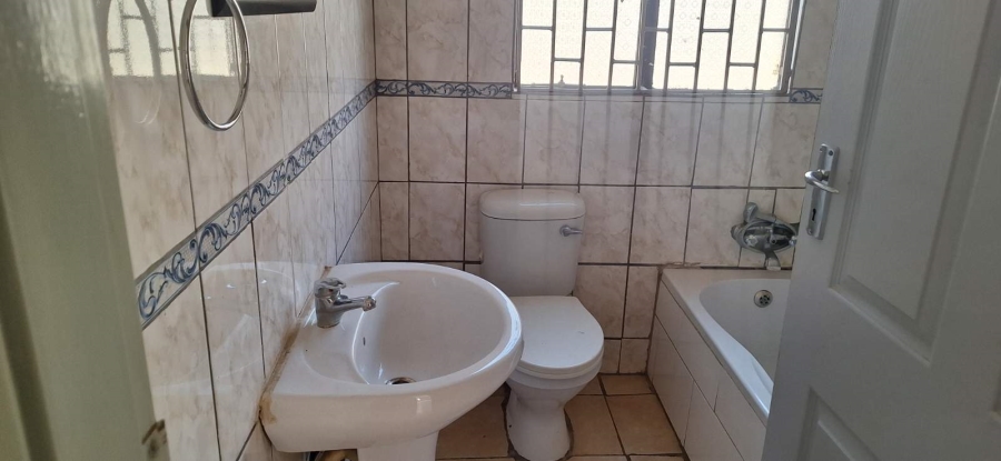 To Let 3 Bedroom Property for Rent in Chroompark Limpopo
