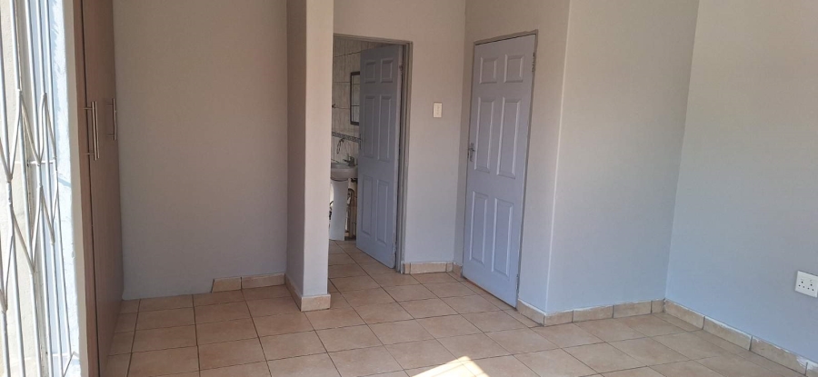 To Let 3 Bedroom Property for Rent in Chroompark Limpopo