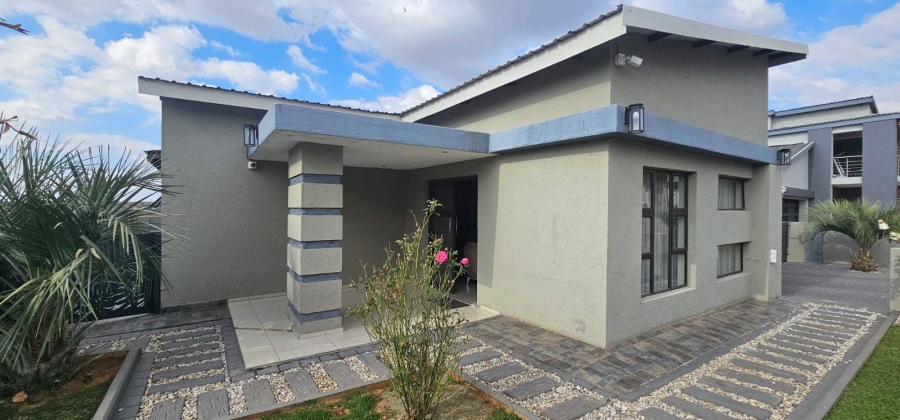 3 Bedroom Property for Sale in Woodhill Estate Limpopo
