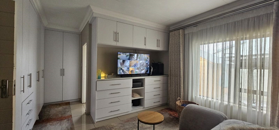 3 Bedroom Property for Sale in Woodhill Estate Limpopo