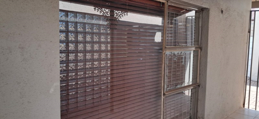 To Let Commercial Property for Rent in Polokwane Central Limpopo