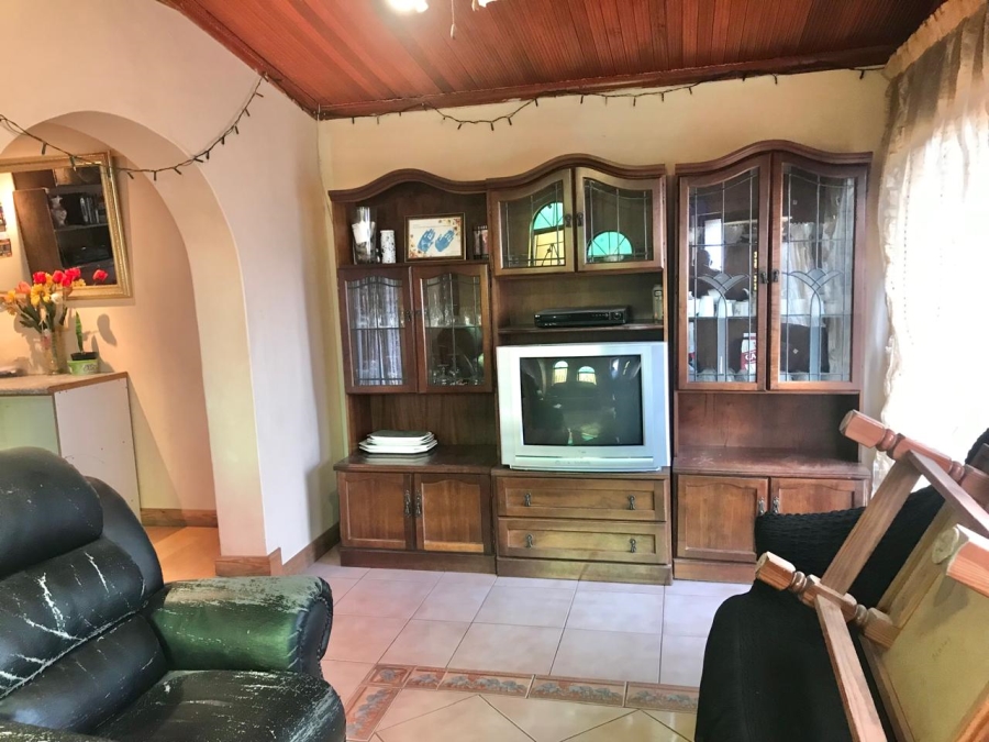 3 Bedroom Property for Sale in Westenburg Limpopo