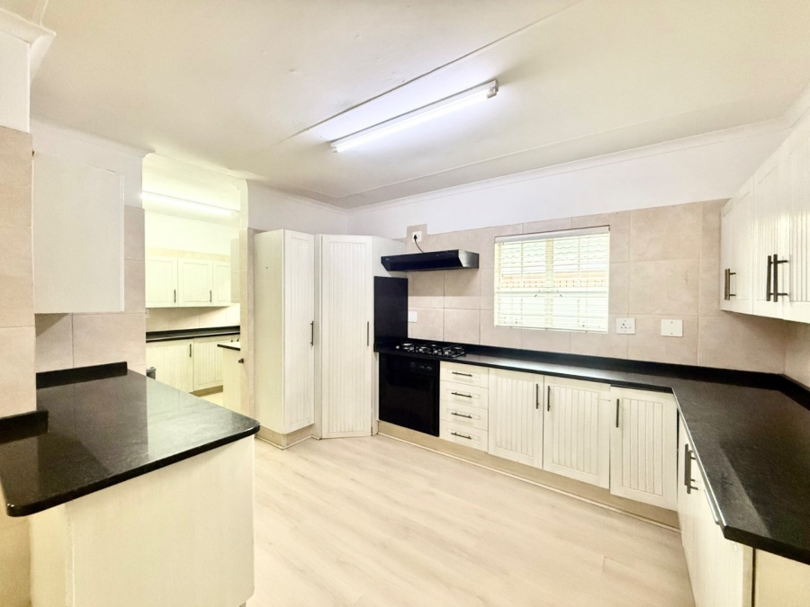 3 Bedroom Property for Sale in Kameeldoringpark Limpopo