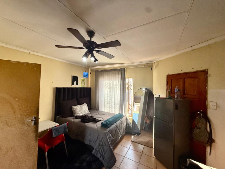 7 Bedroom Property for Sale in Ivydale Limpopo