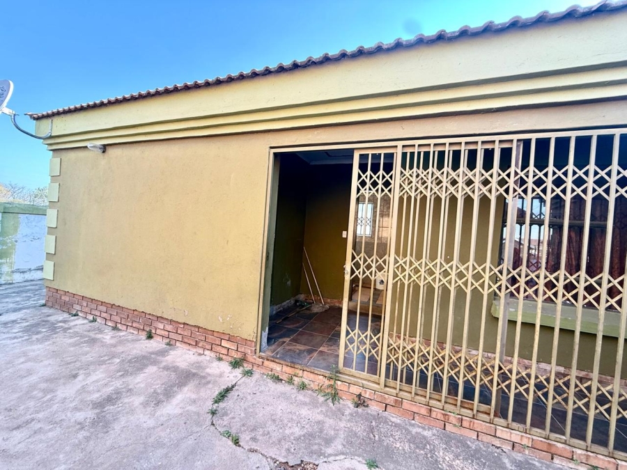 7 Bedroom Property for Sale in Ivydale Limpopo