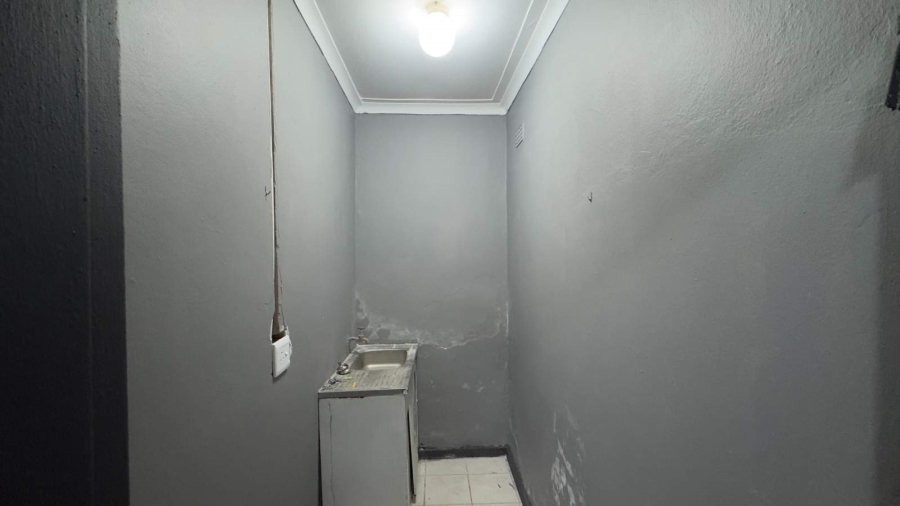 To Let Commercial Property for Rent in Polokwane Central Limpopo