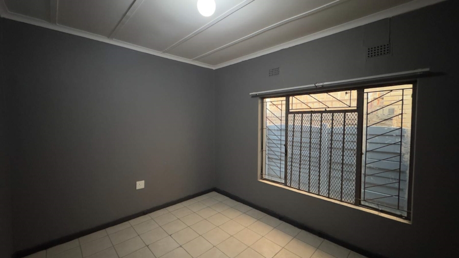 To Let Commercial Property for Rent in Polokwane Central Limpopo