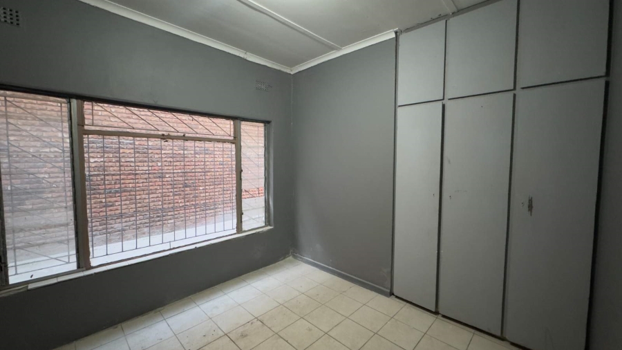 To Let Commercial Property for Rent in Polokwane Central Limpopo