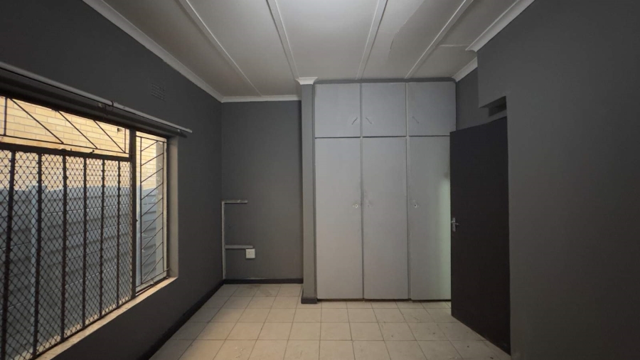 To Let Commercial Property for Rent in Polokwane Central Limpopo