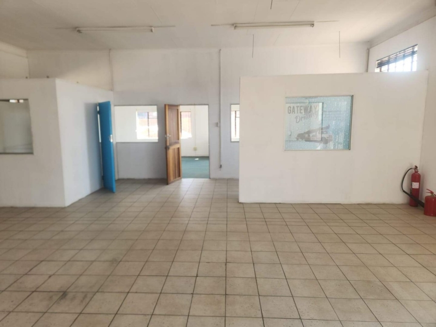 To Let Commercial Property for Rent in Nirvana Industrial Limpopo