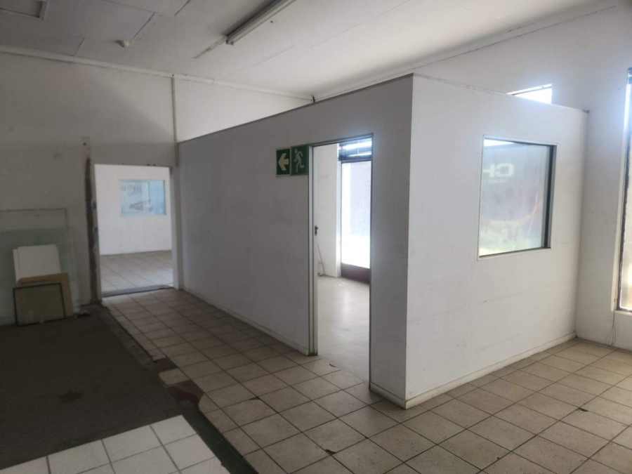 To Let Commercial Property for Rent in Nirvana Industrial Limpopo
