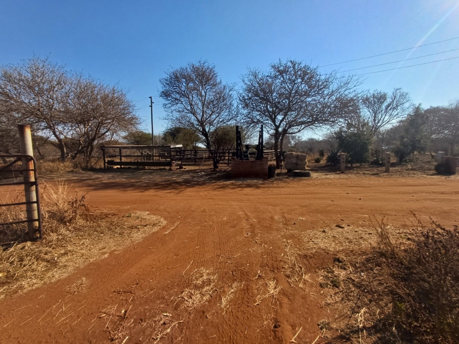 Commercial Property for Sale in Wilderbeestaagte SH Limpopo