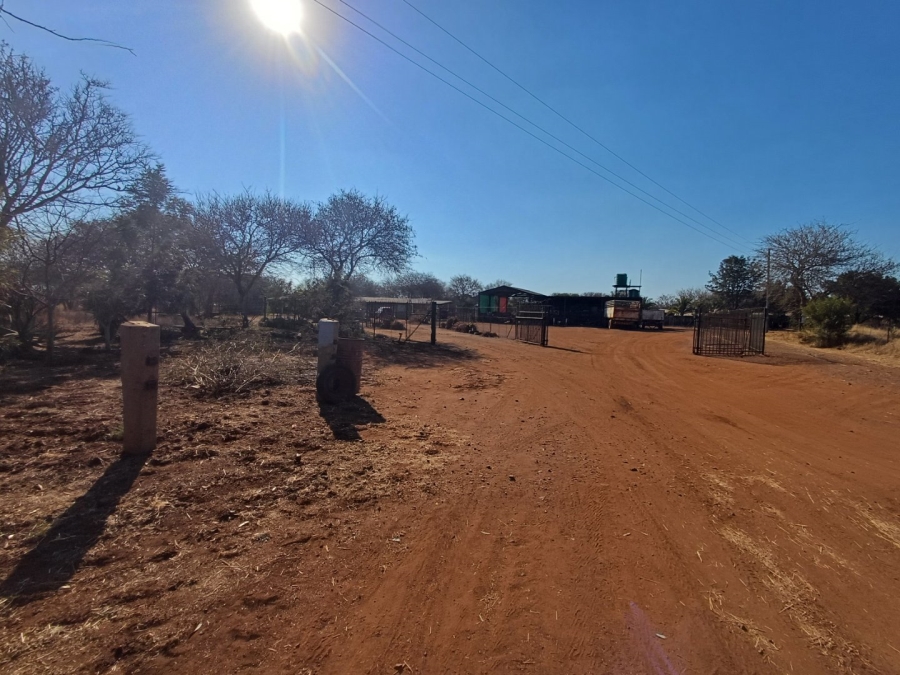 Commercial Property for Sale in Wilderbeestaagte SH Limpopo
