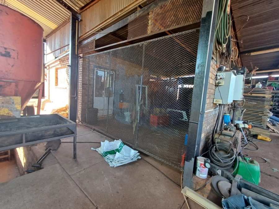 Commercial Property for Sale in Wilderbeestaagte SH Limpopo
