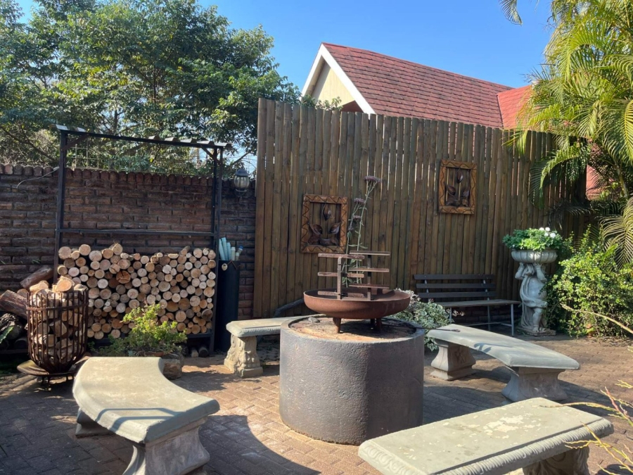 5 Bedroom Property for Sale in Aquapark Limpopo