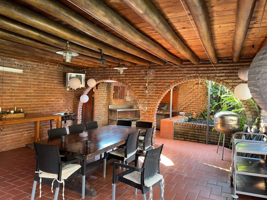 5 Bedroom Property for Sale in Aquapark Limpopo