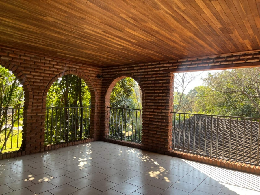 5 Bedroom Property for Sale in Aquapark Limpopo