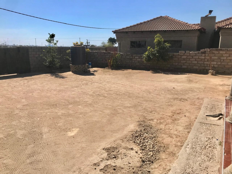 4 Bedroom Property for Sale in Polokwane Ext 76 Limpopo