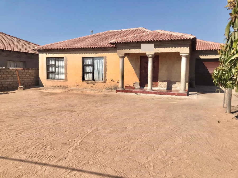 4 Bedroom Property for Sale in Polokwane Ext 76 Limpopo
