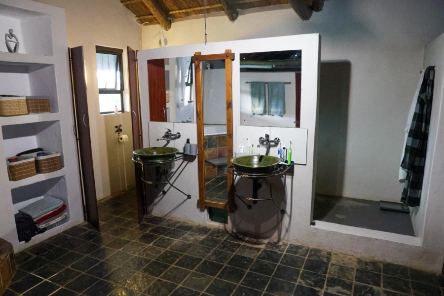4 Bedroom Property for Sale in Marakeli AH Limpopo