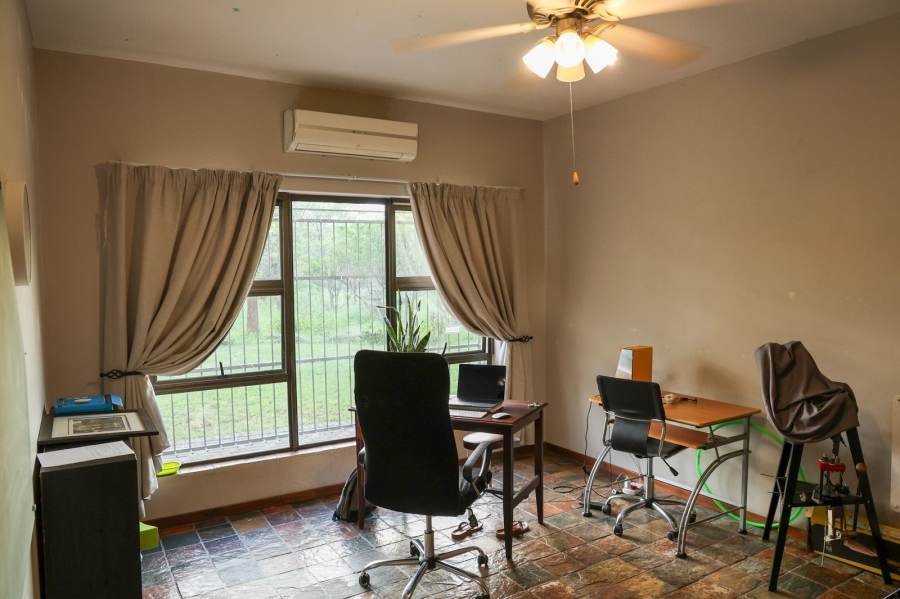 4 Bedroom Property for Sale in Marakeli AH Limpopo
