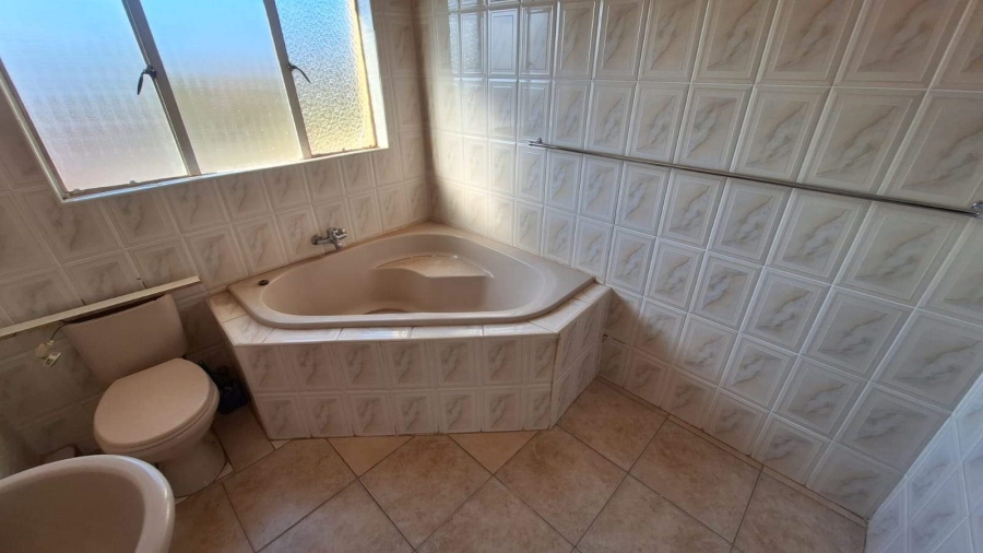 To Let 3 Bedroom Property for Rent in Chroompark Limpopo