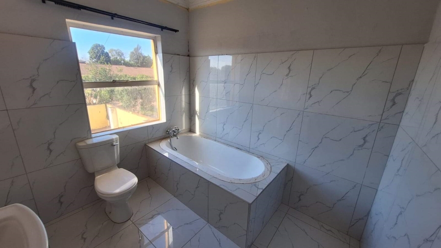 To Let 3 Bedroom Property for Rent in Chroompark Limpopo