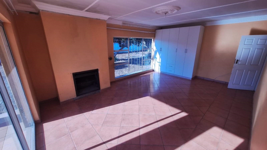 To Let 3 Bedroom Property for Rent in Chroompark Limpopo