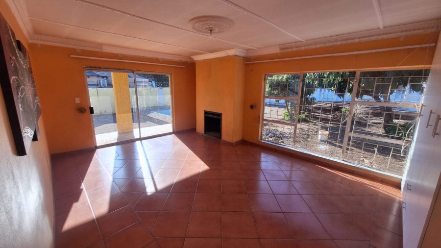 To Let 3 Bedroom Property for Rent in Chroompark Limpopo