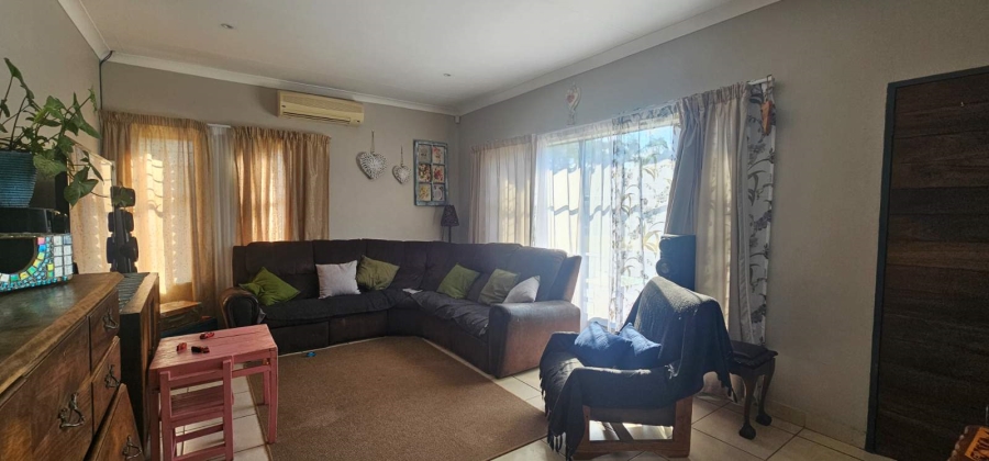 4 Bedroom Property for Sale in Fauna Park Limpopo