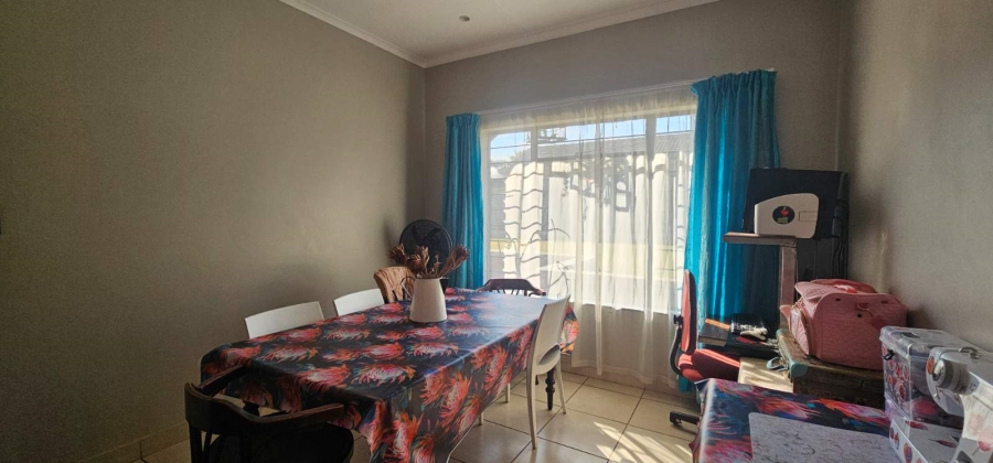 4 Bedroom Property for Sale in Fauna Park Limpopo