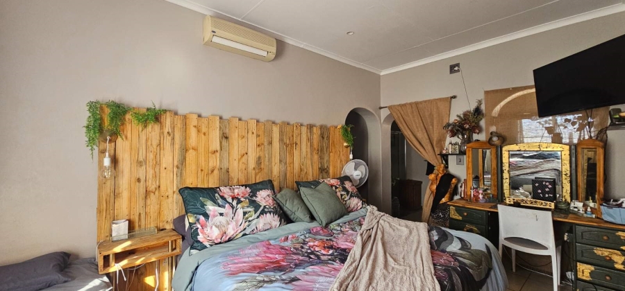 4 Bedroom Property for Sale in Fauna Park Limpopo