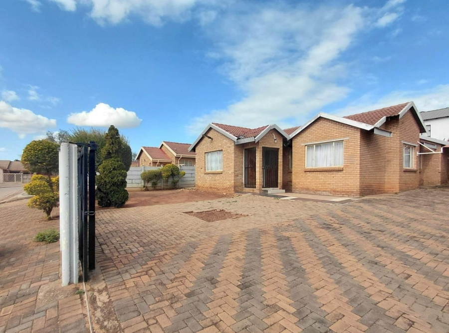 3 Bedroom Property for Sale in Flora Park Limpopo