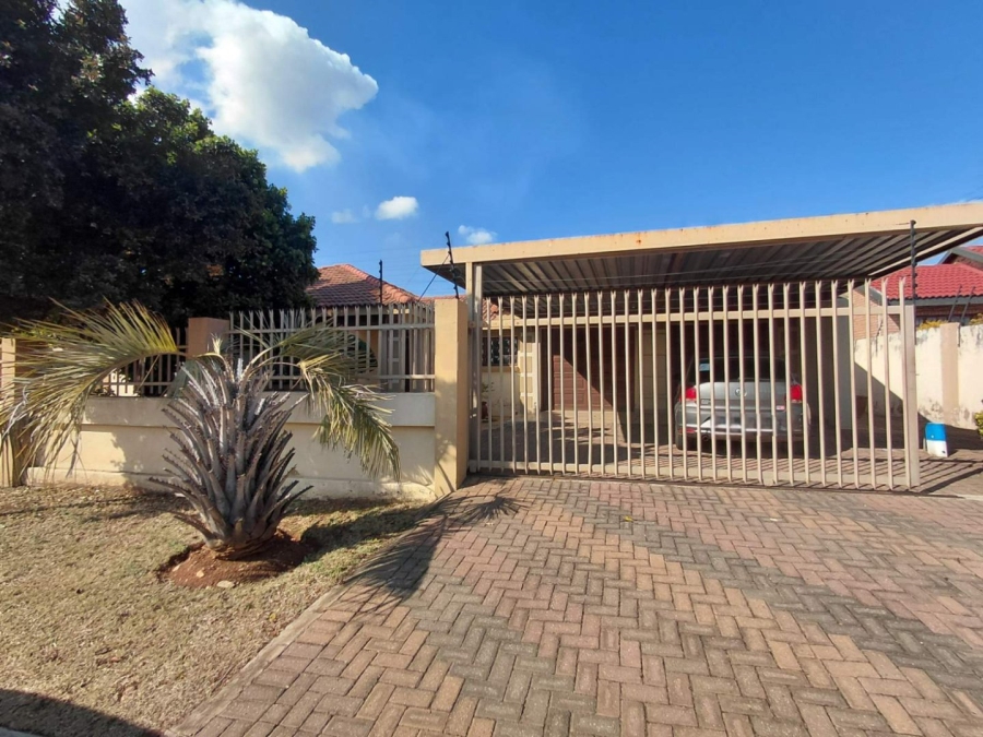 3 Bedroom Property for Sale in Serala View Limpopo