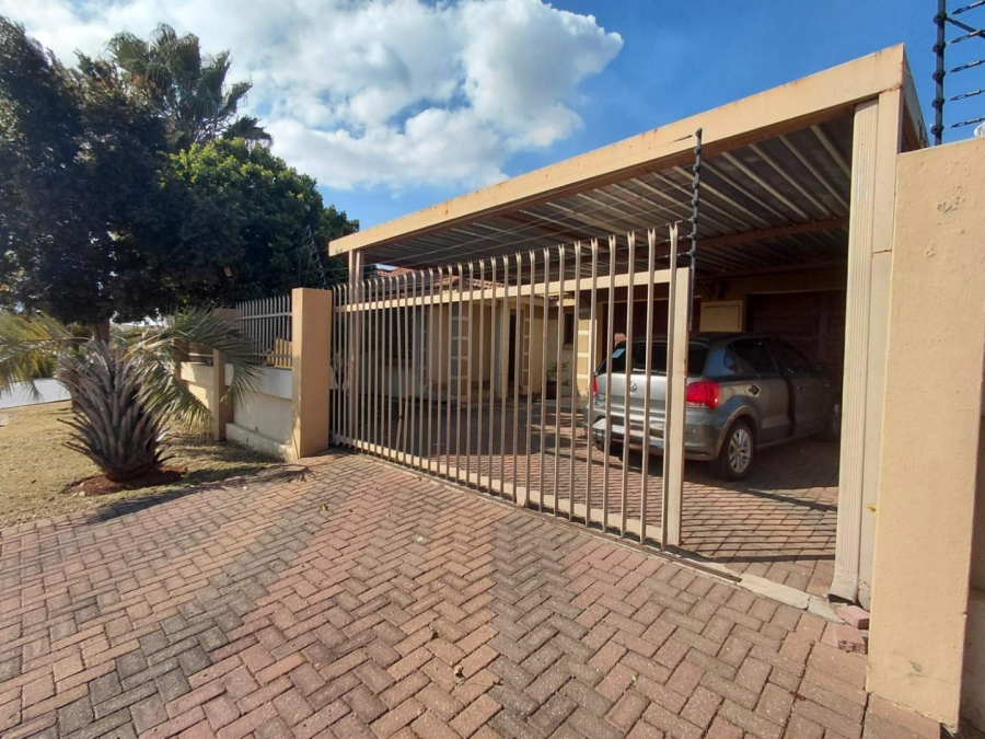 3 Bedroom Property for Sale in Serala View Limpopo