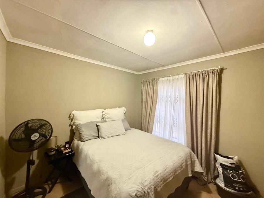 To Let 3 Bedroom Property for Rent in Lesedi Park Limpopo