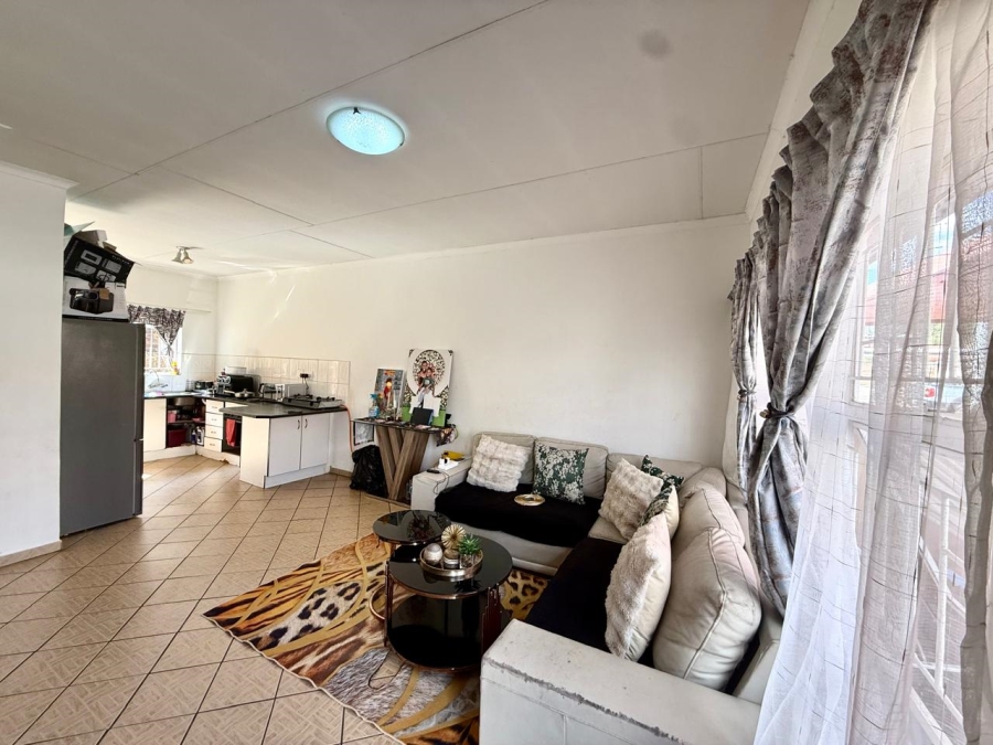 2 Bedroom Property for Sale in Polokwane Central Limpopo