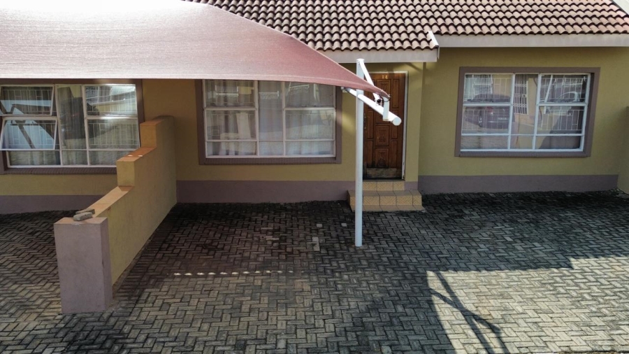 2 Bedroom Property for Sale in Polokwane Central Limpopo