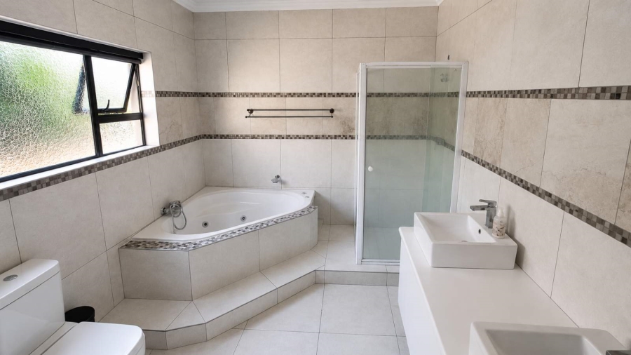 4 Bedroom Property for Sale in Chroompark Limpopo