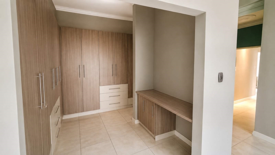 4 Bedroom Property for Sale in Chroompark Limpopo