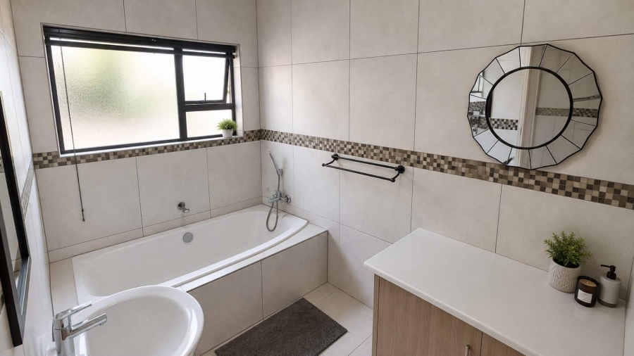 4 Bedroom Property for Sale in Chroompark Limpopo