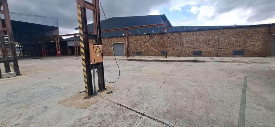 To Let Commercial Property for Rent in Nirvana Industrial Limpopo