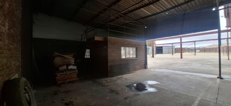 To Let Commercial Property for Rent in Nirvana Industrial Limpopo