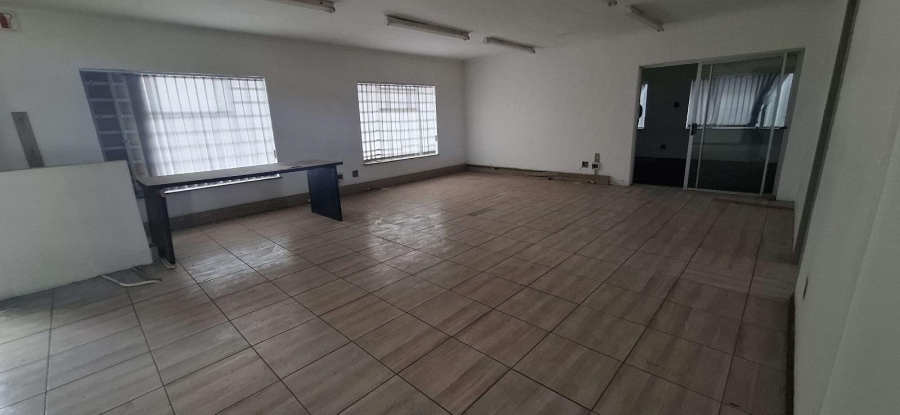 To Let Commercial Property for Rent in Nirvana Industrial Limpopo
