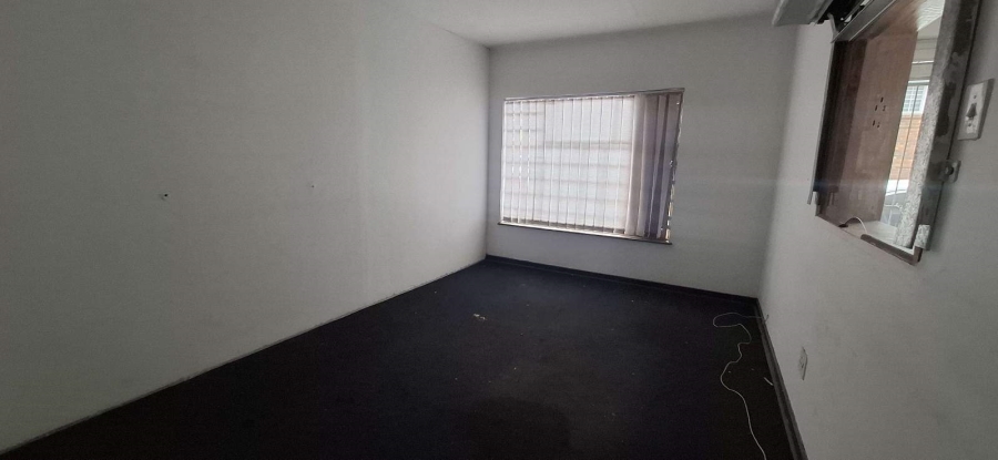 To Let Commercial Property for Rent in Nirvana Industrial Limpopo
