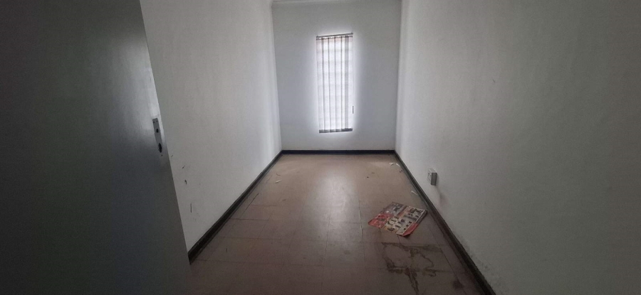 To Let Commercial Property for Rent in Nirvana Industrial Limpopo