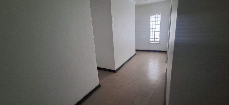 To Let Commercial Property for Rent in Nirvana Industrial Limpopo