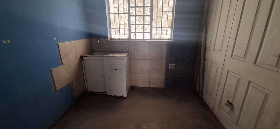 To Let Commercial Property for Rent in Nirvana Industrial Limpopo