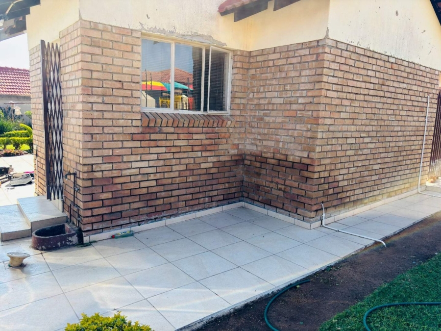 2 Bedroom Property for Sale in Seshego 9K Limpopo