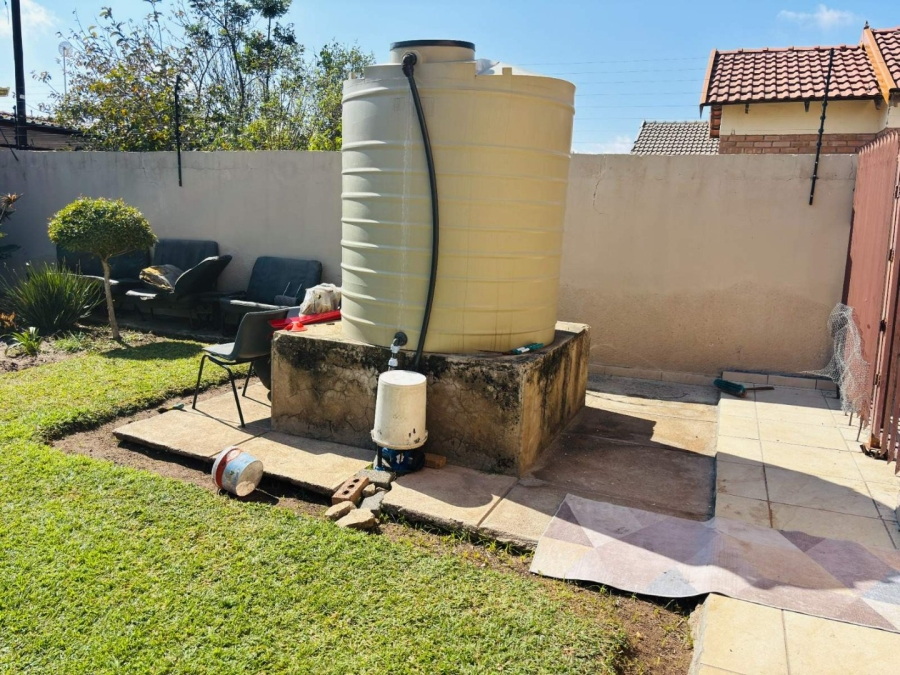 2 Bedroom Property for Sale in Seshego 9K Limpopo